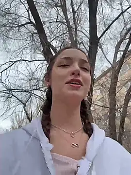 DollyTall online show from 04-13-26, 06:19