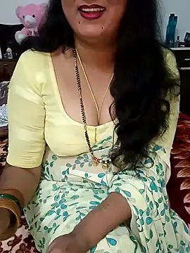 Snapshot of Niharika555 chatting on 01-19-26, 03:16 Niharika555 online show from 01-19-26, 03:16