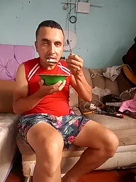 miroqui143 online show from 02-08-26, 02:42