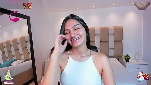 AidaJones online show from 11-29-25, 12:19