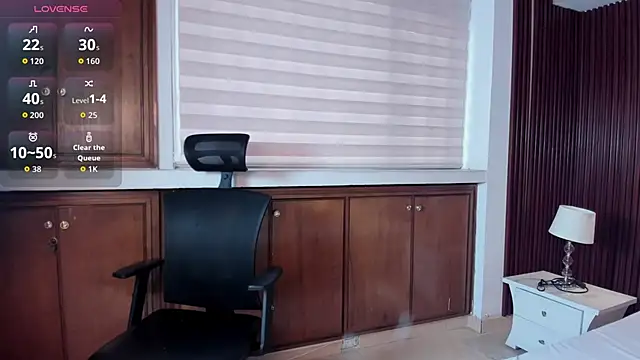 AidaJones online show from 04-08-26, 11:43