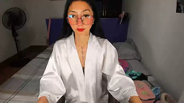 Anais lux online show from 05-15-26, 11:23