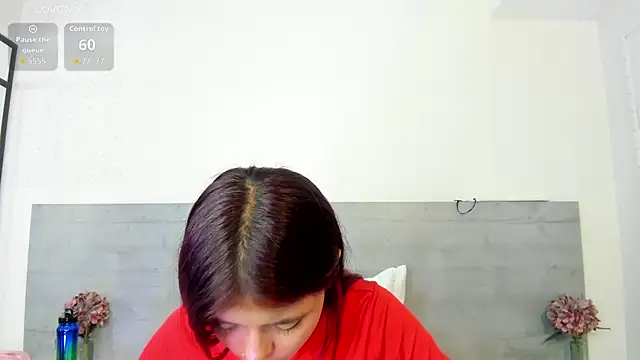 sunnyWhitee online show from 05-25-26, 07:42