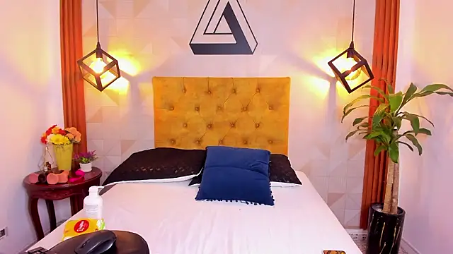 violet sweet19 online show from 03-19-26, 12:20