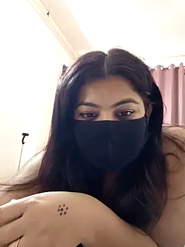 Snapshot of Aavya_007 chatting on 06-19-26, 03:33 Aavya 007 online show from 06-19-26, 03:33