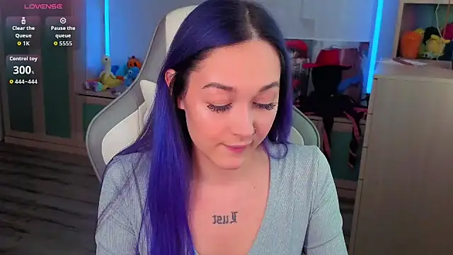 Im suka online show from 10-24-25, 03:25