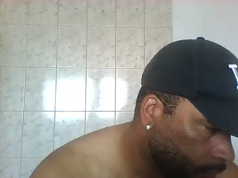 OliveiraSeven online show from 05-06-26, 01:27