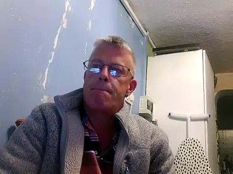 hefin18 online show from 04-22-26, 09:49