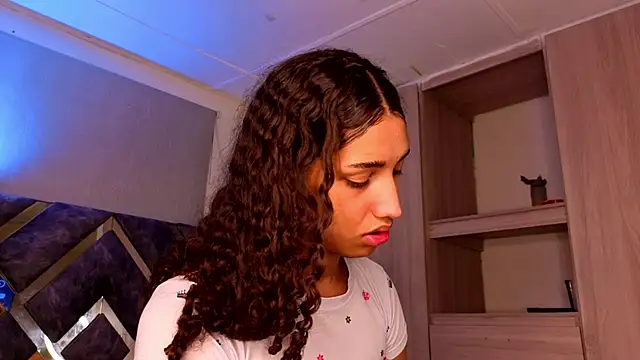 candice777 online show from 02-04-26, 01:17