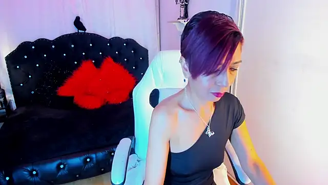 Trinityy   online show from 11-22-25, 06:29