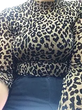 Snapshot of samya-30 chatting on 02-11-26, 11:04 samya-30 online show from 02-11-26, 11:04