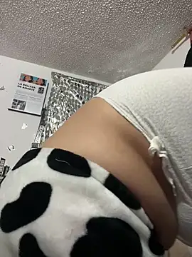 Snapshot of Nicol_V chatting on 01-18-26, 05:22 Nicol V online show from 01-18-26, 05:22