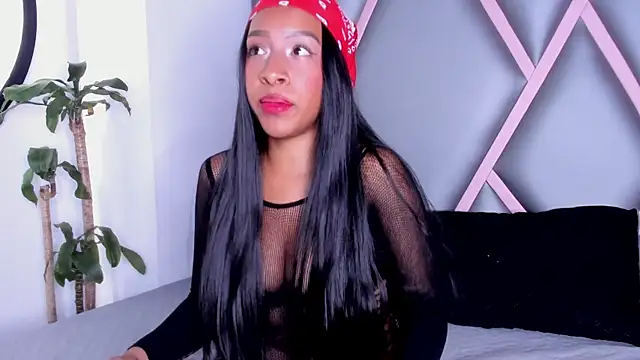 Euphoria 07 online show from 11-19-25, 04:01