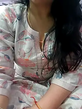 roshni agrawal0 online show from 02-12-26, 07:47