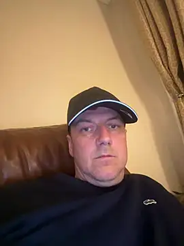 Snapshot of Eddiejeff chatting on 04-07-26, 10:42 Eddiejeff online show from 04-07-26, 10:42