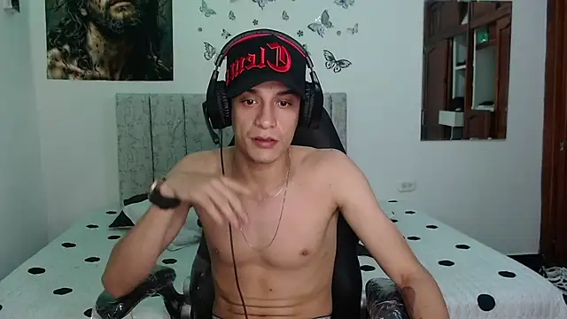 Ethanho0t online show from 01-06-26, 06:28