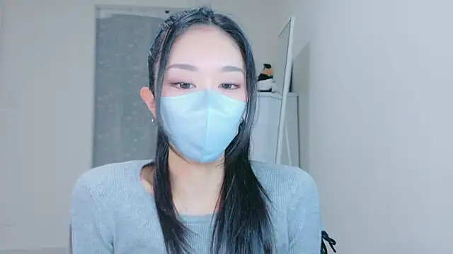 Snapshot of ramuchan_desu chatting on 06-18-26, 12:11 ramuchan desu online show from 06-18-26, 12:11