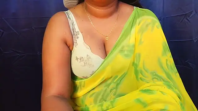Snapshot of Pavani-Sexy chatting on 06-12-26, 05:12 Pavani-Sexy online show from 06-12-26, 05:12