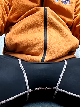 Snapshot of Pegasus9 chatting on 10-15-25, 05:24 Pegasus9 online show from 10-15-25, 05:24