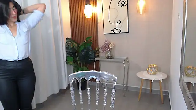 Lia Mar  online show from 03-21-26, 06:11