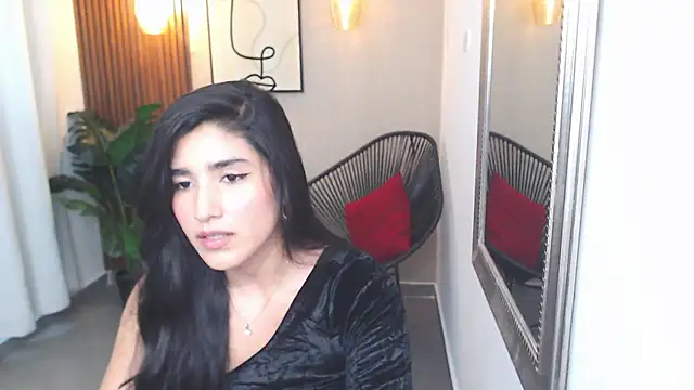 Snapshot of Lia_Mar_ chatting on 04-24-26, 06:10 Lia Mar online show from 04-24-26, 06:10