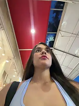 BellaLeclair online show from 04-08-26, 11:27