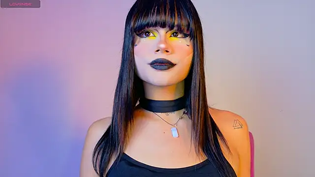 NATASHAA WINZ online show from 11-15-25, 07:38