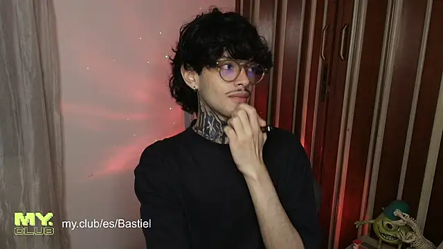 Mihail leroy online show from 03-28-26, 01:38