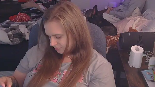 Snapshot of Sexyblonde12344 chatting on 09-20-25, 12:33 Sexyblonde12344 online show from 09-20-25, 12:33