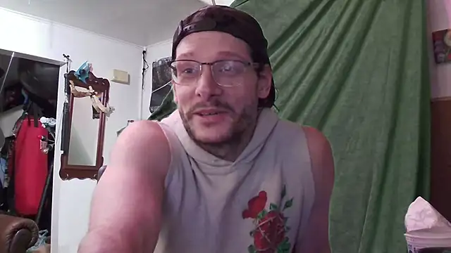 MasterDaddyCool online show from 10-26-25, 01:22