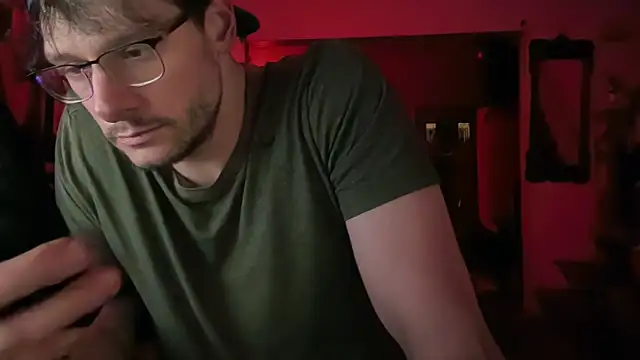 MasterDaddyCool online show from 05-18-26, 04:07