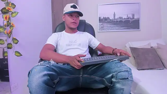 Ricky Owens1 online show from 11-04-25, 09:03