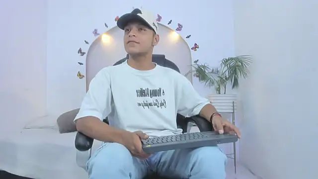 Ricky Owens1 online show from 11-14-25, 08:51