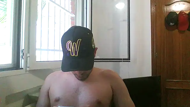 Snapshot of joseemontilla chatting on 06-27-26, 06:57 joseemontilla online show from 06-27-26, 06:57