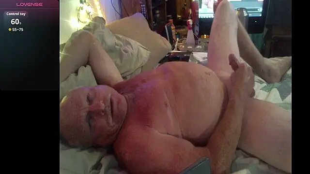 Pussyeat2please online show from 03-28-26, 07:08