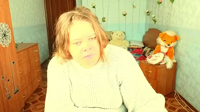 Audrey Aura online show from 11-14-25, 05:17