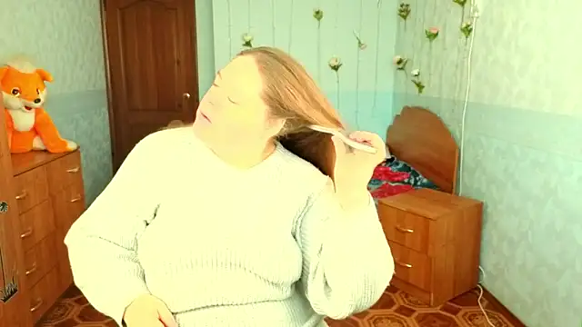 Audrey Aura online show from 11-16-25, 05:46