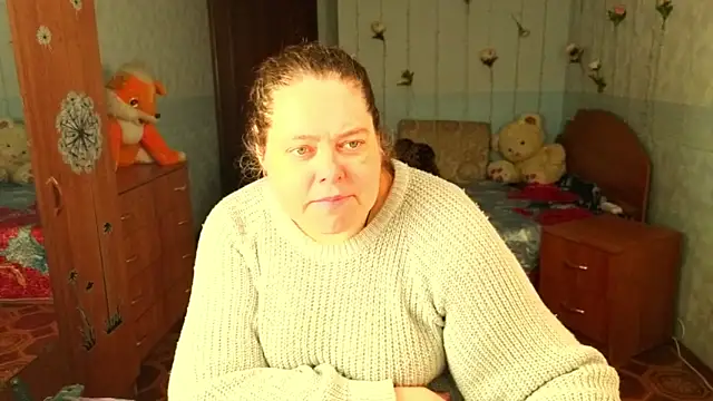 Audrey Aura online show from 11-24-25, 05:18