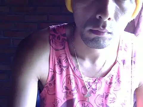 Boycumlatino online show from 01-07-26, 02:30