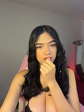 Snapshot of mandy222_ chatting on 05-24-26, 04:17 mandy222 online show from 05-24-26, 04:17
