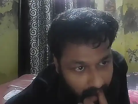 Snapshot of Dollseye chatting on 09-13-25, 02:39 Dollseye online show from 09-13-25, 02:39