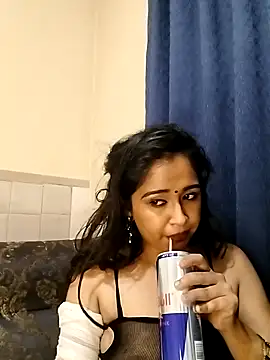 cute indianxo online show from 03-05-26, 06:15