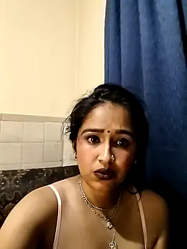 Snapshot of cute_indianxo chatting on 04-27-26, 09:13 cute indianxo online show from 04-27-26, 09:13