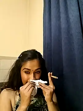 Snapshot of cute_indianxo chatting on 04-28-26, 08:14 cute indianxo online show from 04-28-26, 08:14
