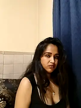 Snapshot of cute_indianxo chatting on 05-05-26, 10:29 cute indianxo online show from 05-05-26, 10:29