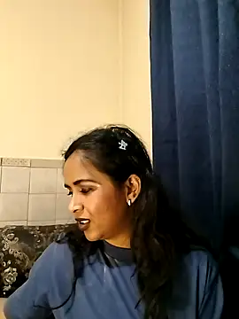 Snapshot of cute_indianxo chatting on 06-04-26, 10:27 cute indianxo online show from 06-04-26, 10:27