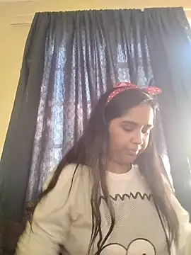 Snapshot of cute_indianxo chatting on 06-08-26, 05:41 cute indianxo online show from 06-08-26, 05:41
