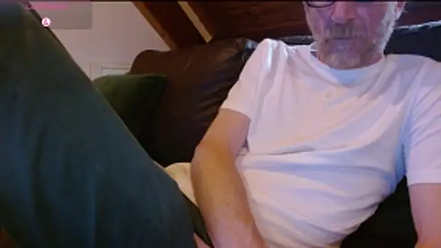 Snapshot of Vrenico-SC chatting on 05-31-26, 06:09 Vrenico-SC online show from 05-31-26, 06:09
