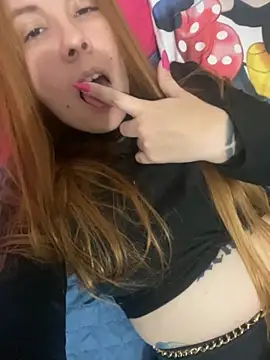 Snapshot of Lazinha18 chatting on 09-20-25, 04:35 Lazinha18 online show from 09-20-25, 04:35