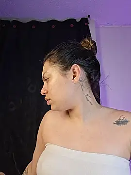 AmaiaSalvatore online show from 02-21-26, 10:55